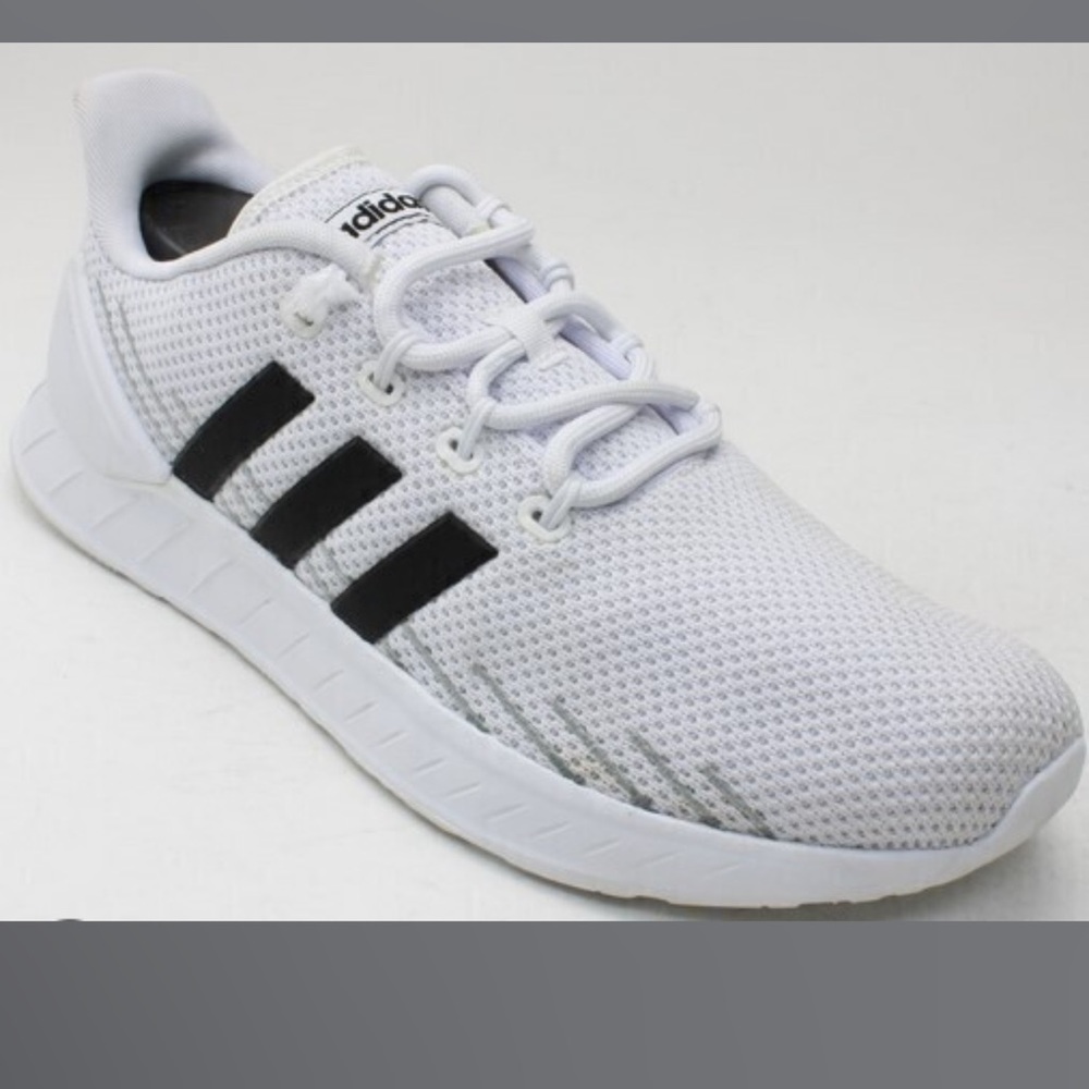 Adidas Pair of Mens Questar Flow Running Shoes Size 12